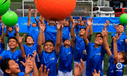 LaLiga, su Fundación y el Gobierno de El Salvador acuerdan crear 262 escuelas sociodeportivas