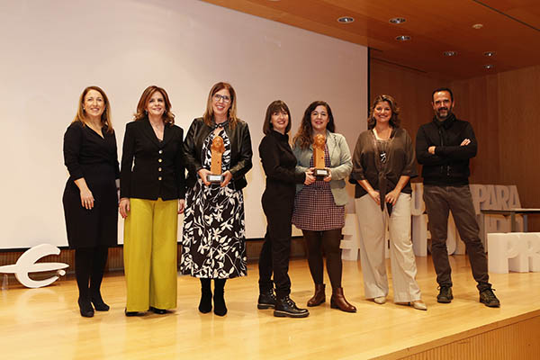 Fundación Ibercaja entrega los premios «Educar para el Futuro»