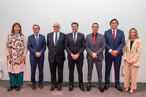 La Fundación Banco Sabadell entrega sus Premios a la Sostenibilidad Marina a los investigadores Claudio Sáez y Oscar Serrano