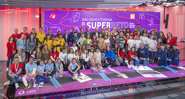 Fundación Vodafone: competencias digitales para la inclusión | Por Gloria Placer, directora de Fundación Vodafone en España