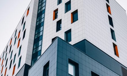 Expertos inmobiliarios analizarán la situación de la vivienda en España en la Ramón Areces