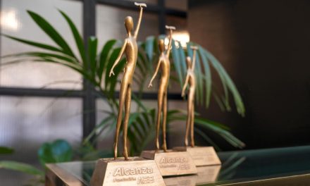 La Fundación AEB lanza la segunda edición de los Premios Alcanza