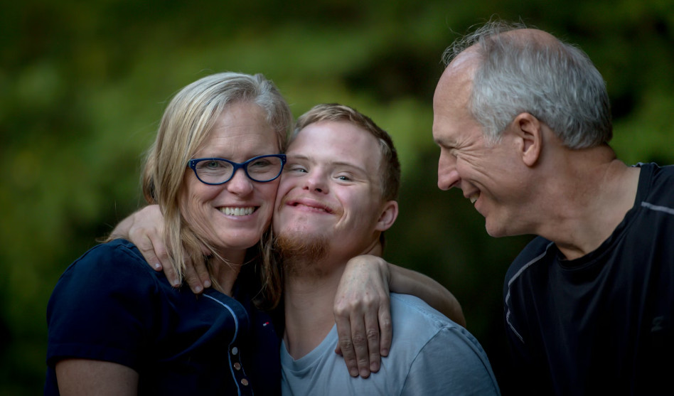 Observatorio de la Fundación Adecco: “¿De qué vivirá cuando faltemos?”, la gran preocupación del 78% de las madres y padres de personas con discapacidad