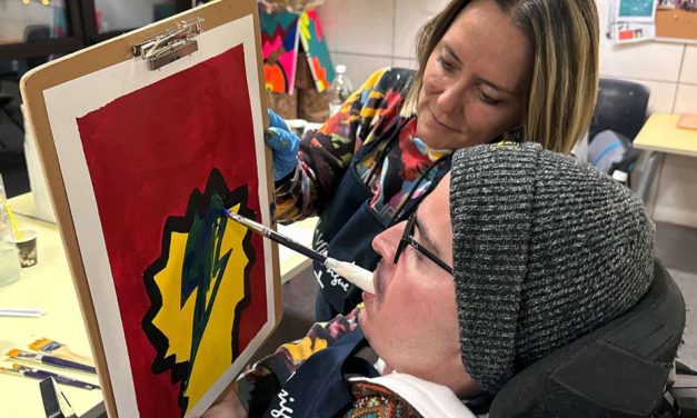 Reale Foundation ayuda con arte a los pacientes con lesiones medulares