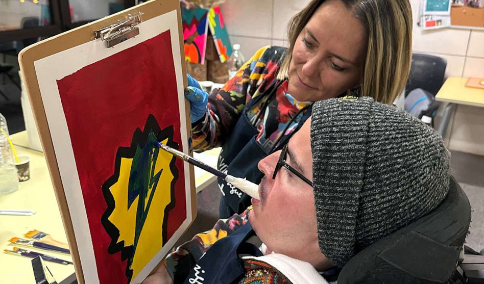 Reale Foundation ayuda con arte a los pacientes con lesiones medulares